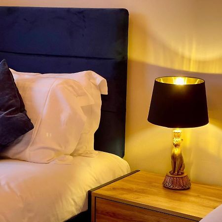 Kist Accommodates - Stylish Headingley Apartment - Parking - 500 Mps Wifi Meanwood Exteriör bild