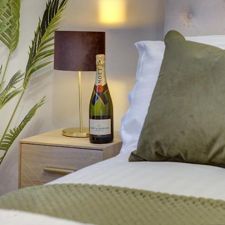 Kist Accommodates - Stylish Headingley Apartment - Parking - 500 Mps Wifi Meanwood Exteriör bild