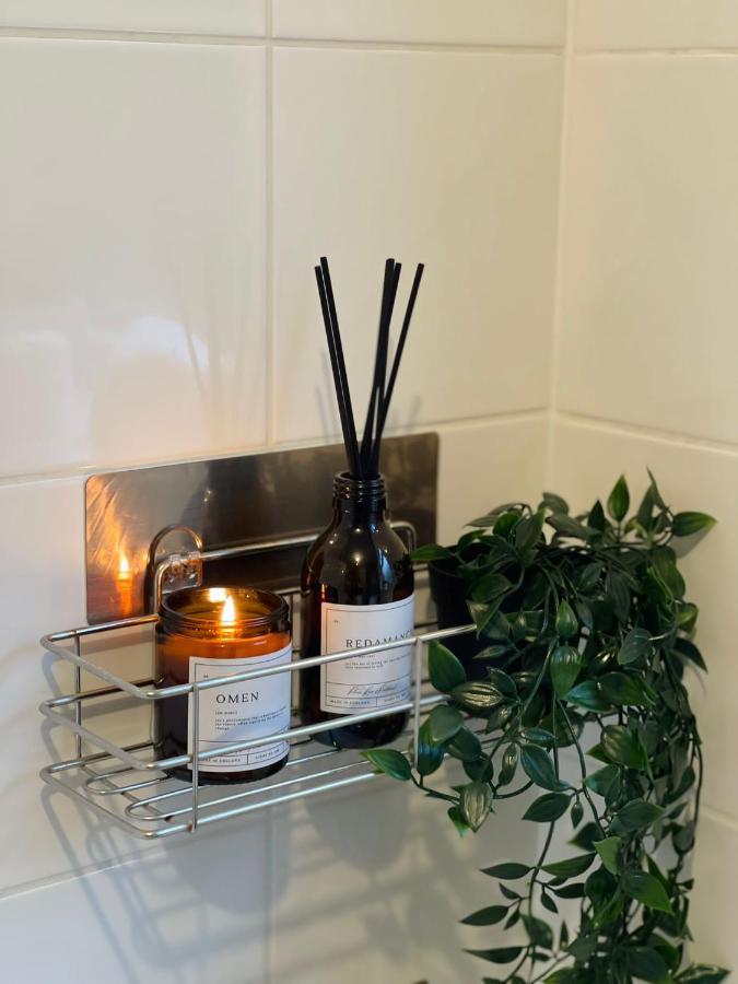 Kist Accommodates - Stylish Headingley Apartment - Parking - 500 Mps Wifi Meanwood Exteriör bild