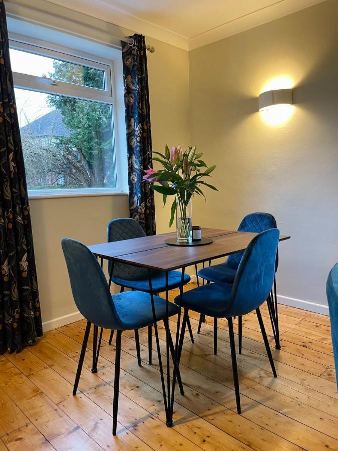 Kist Accommodates - Stylish Headingley Apartment - Parking - 500 Mps Wifi Meanwood Exteriör bild