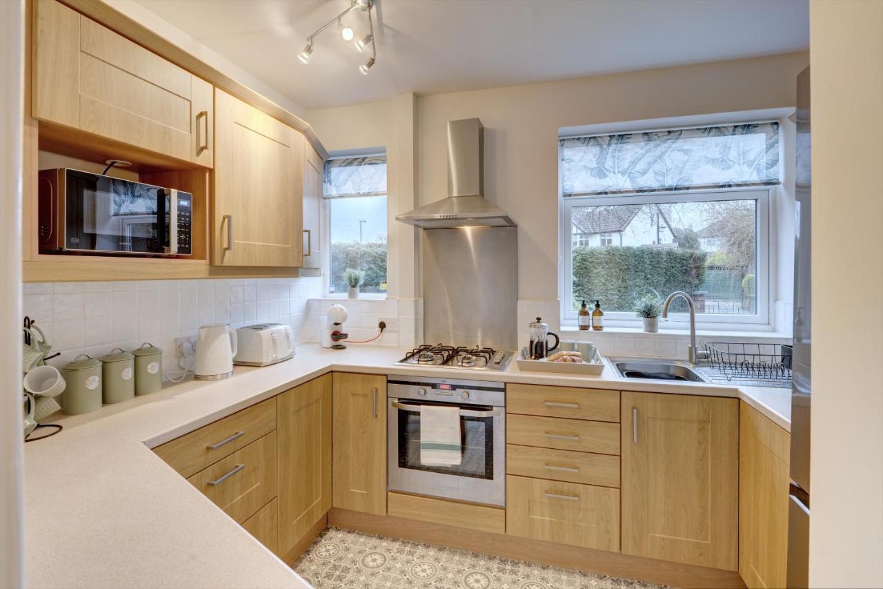 Kist Accommodates - Stylish Headingley Apartment - Parking - 500 Mps Wifi Meanwood Exteriör bild