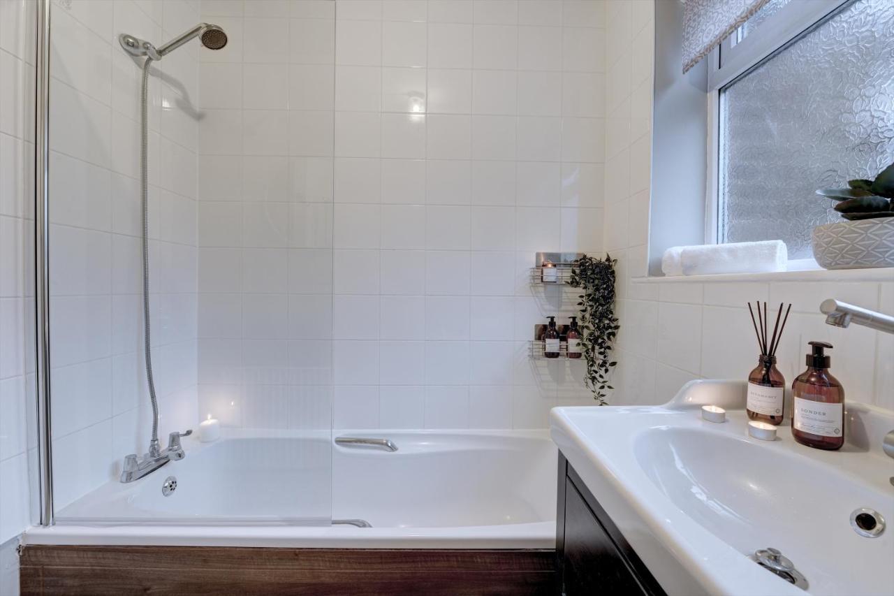 Kist Accommodates - Stylish Headingley Apartment - Parking - 500 Mps Wifi Meanwood Exteriör bild